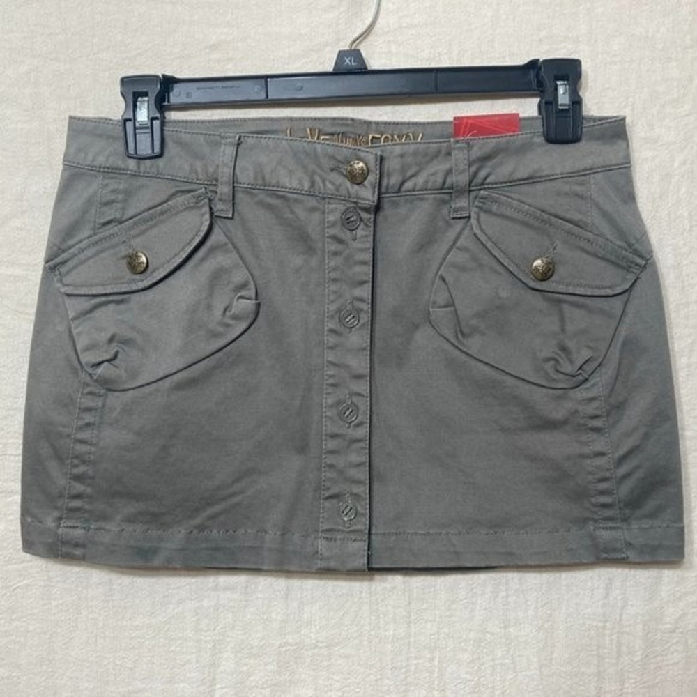 Full Button Front Skirt Size 11 Foxy Jeans